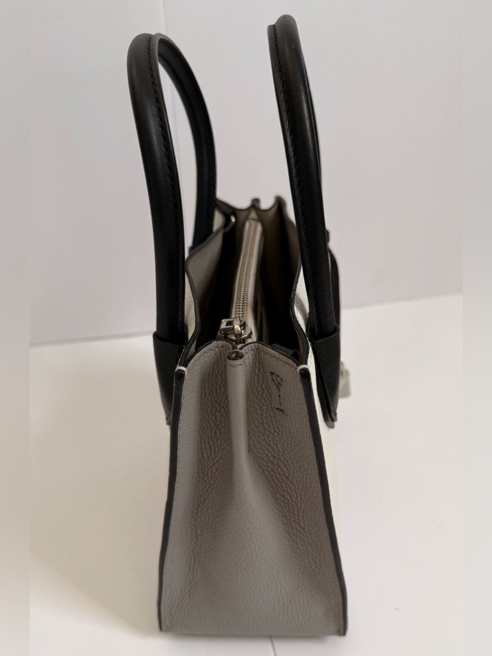 NWT Michael Kors Mercer Pebbled Leather Colorblock Satchel/Cross Body White Navy - Picture 7 of 13